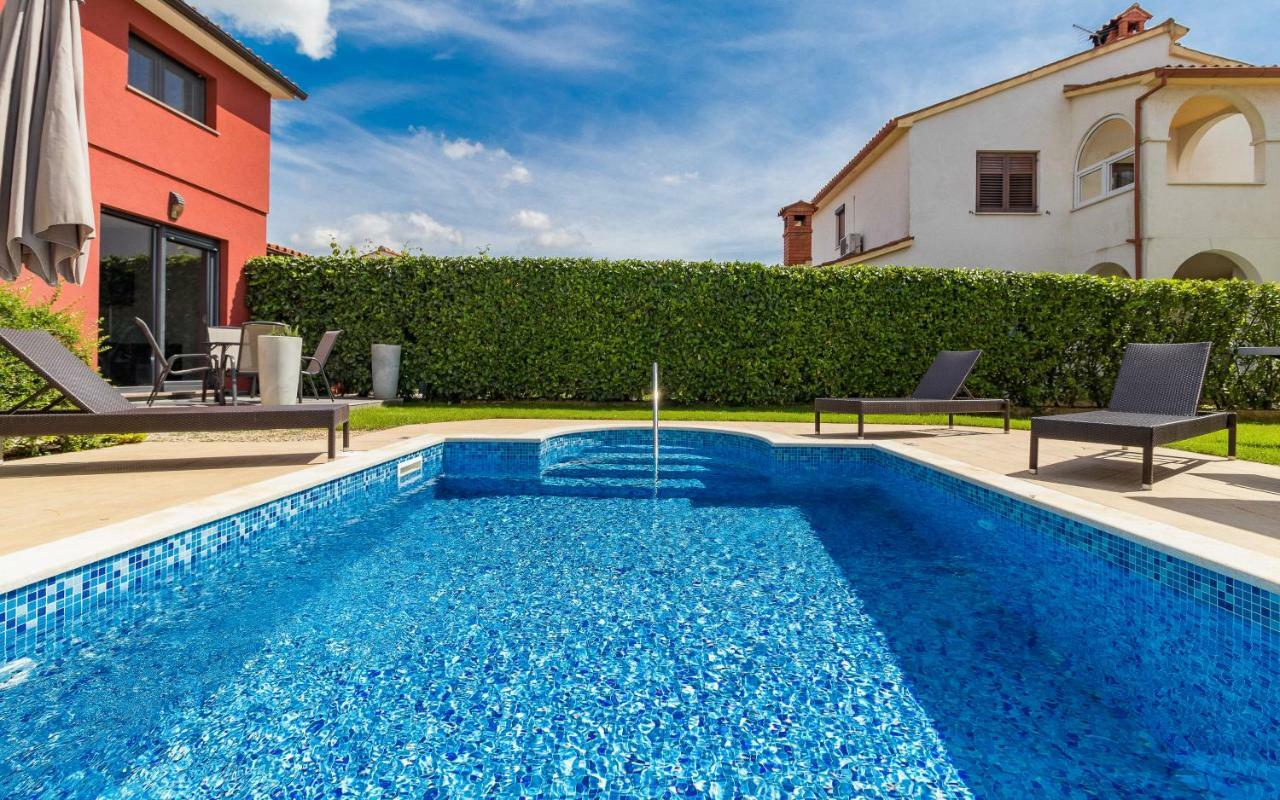 Apartmani Kazun - App 4 - Ferienhaus Фажана Екстер'єр фото